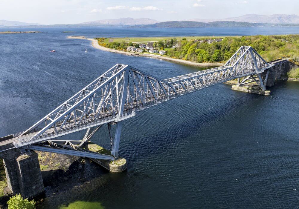 Spencer Group wins prestigious industry award for unique walkway solution on historic Connel Bridge